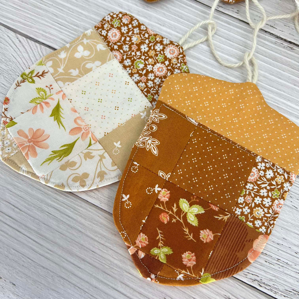 Acorn Garland & Coasters Kit - Cinnamon & Cream Fabric