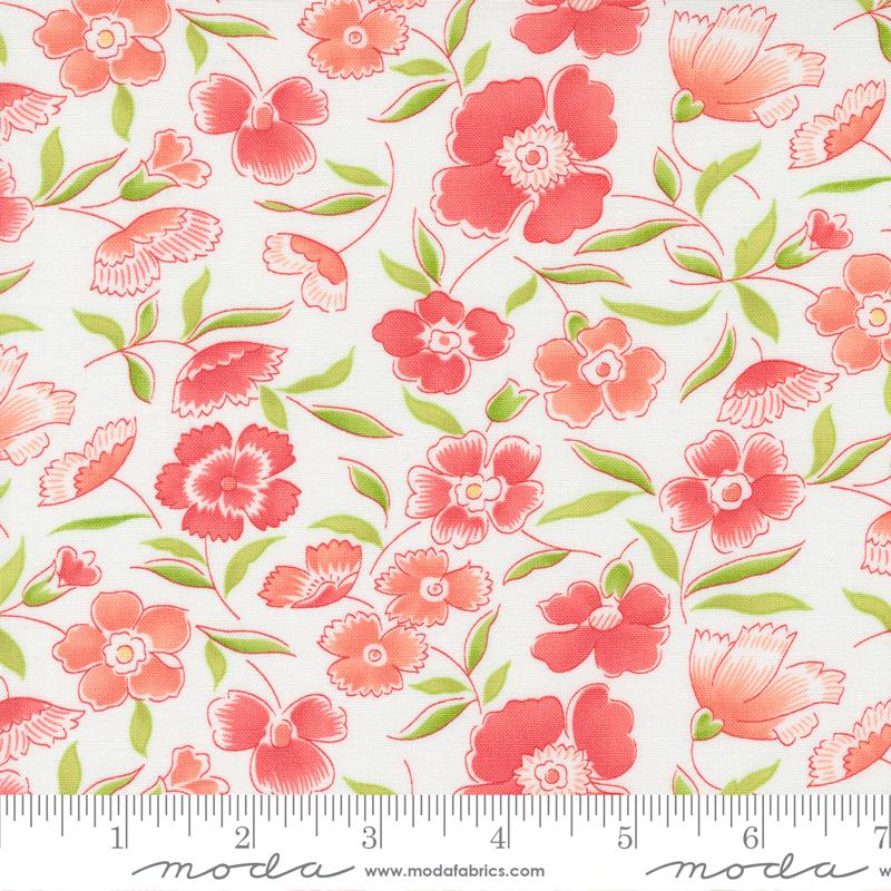 Linen Cupboard - Daisy Apron Florals in Chantilly Strawberry