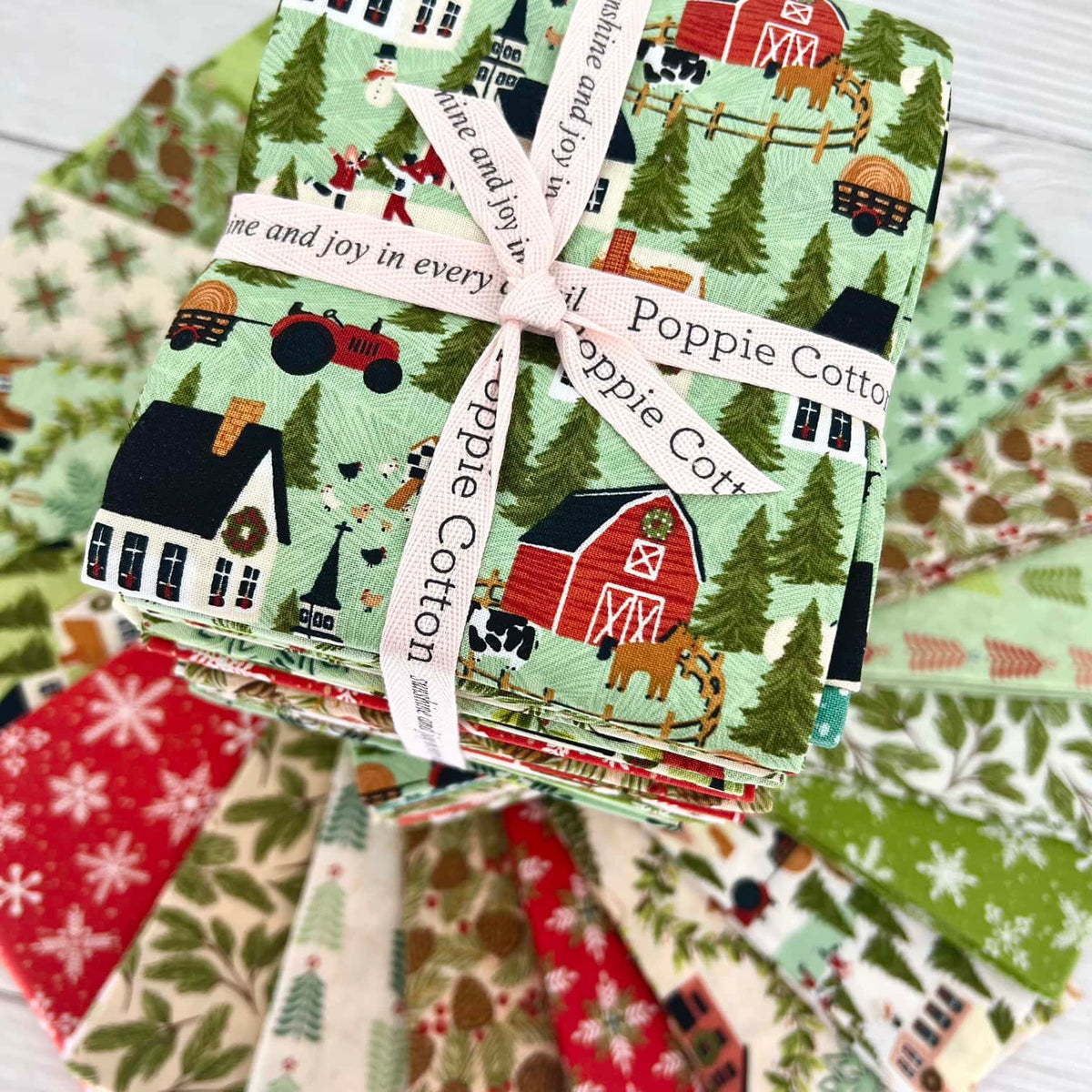 Penguins Happy Holiday RJR hotsell Fat Quarter Bundle