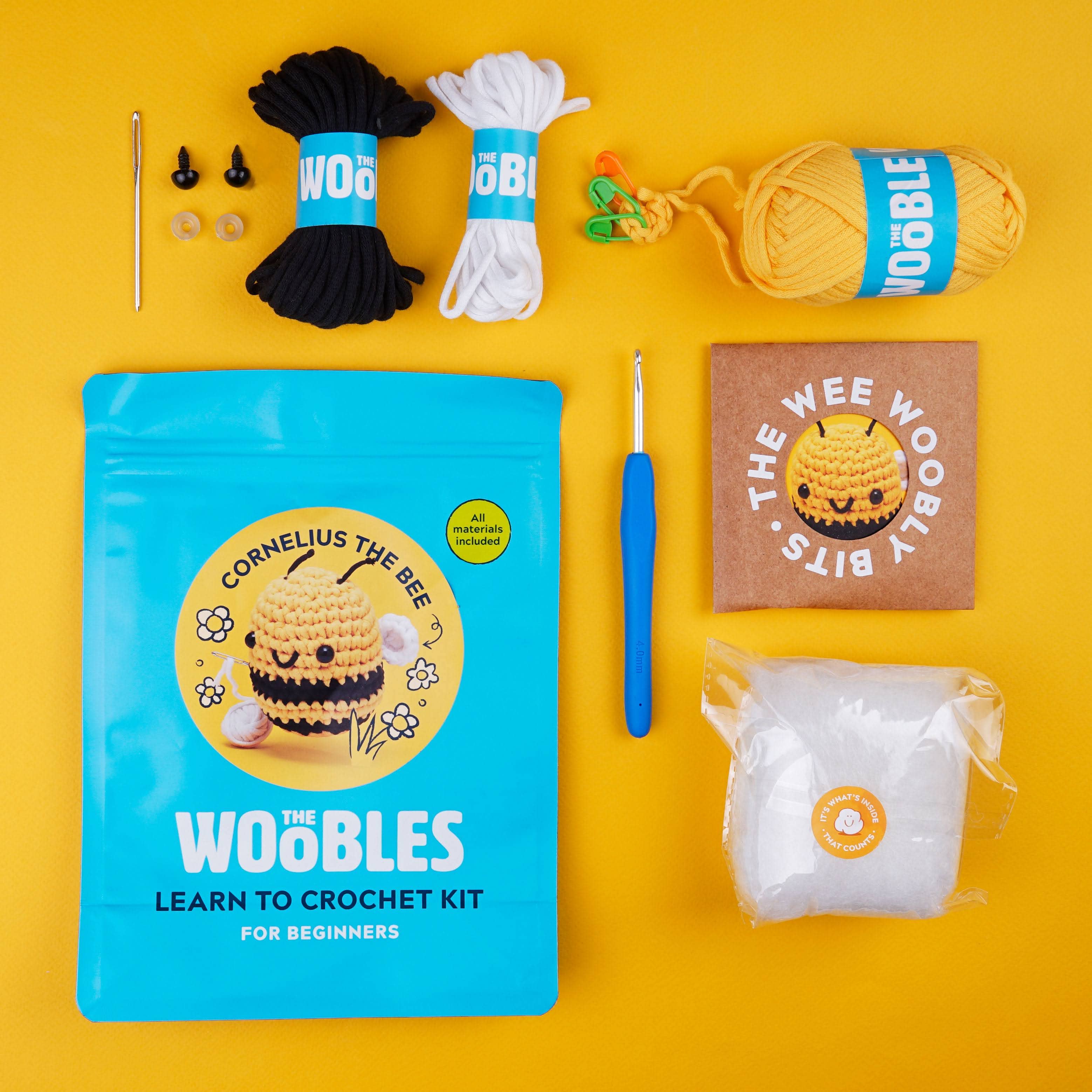 チヅアズ　ウォリーズ ナチュラル イヤー コーン、イヤーコーニング　1箱 Woobles Beginner Crochet Kit - Cornelius the Bee | The Crafternoon